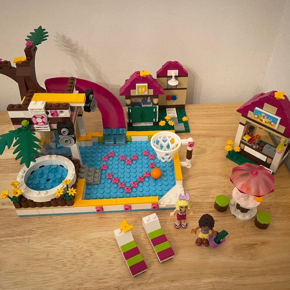 Lego Friends Heartlake City Pool (41008)